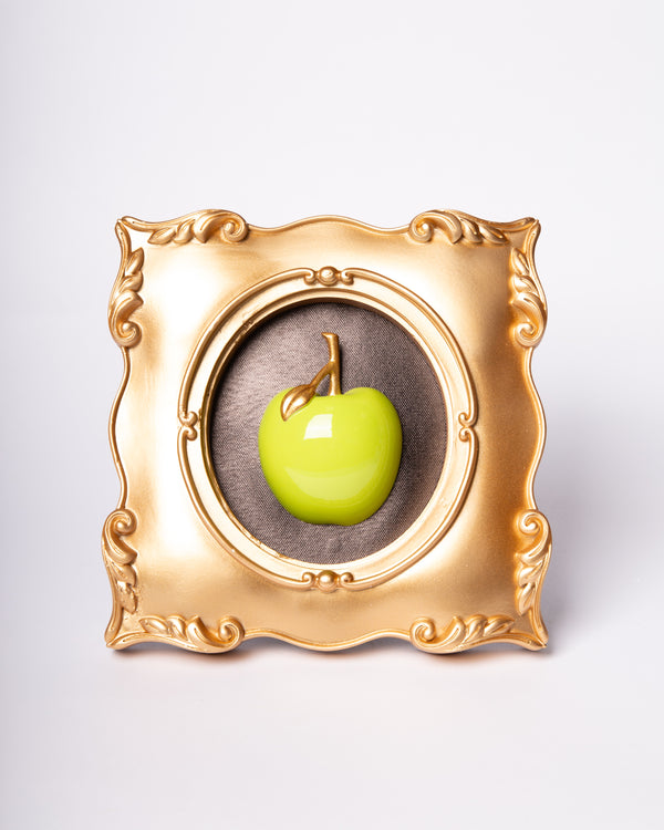 APPLE GREEN