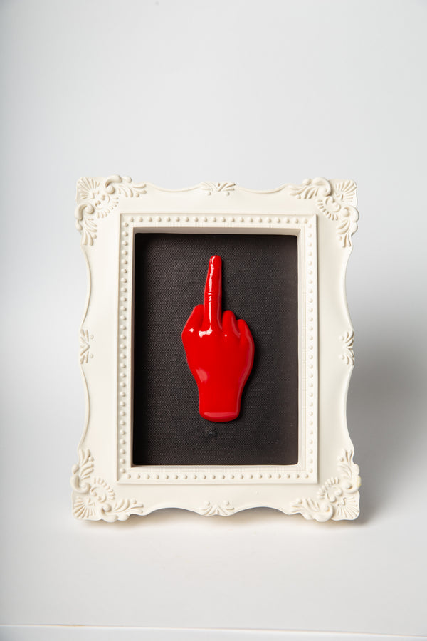 FINGER RED