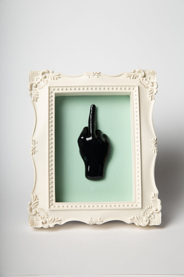 FINGER BLACK
