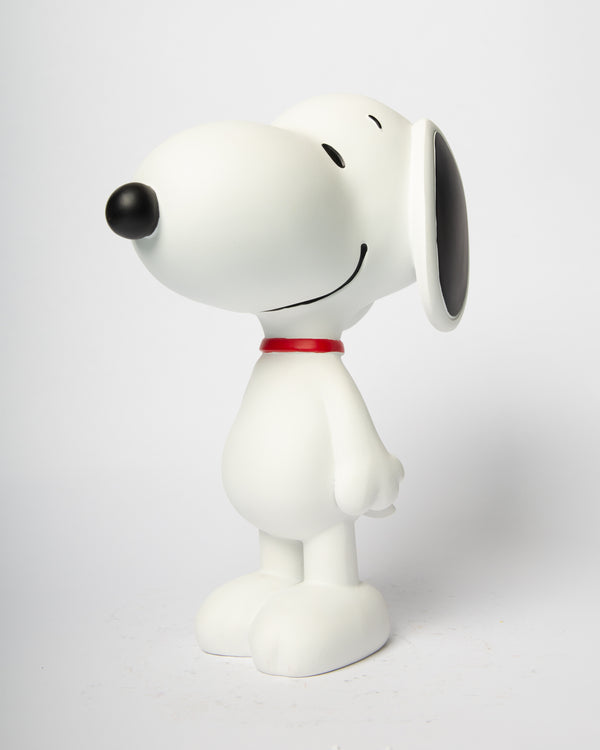 SNOOPY STANDING WHITE